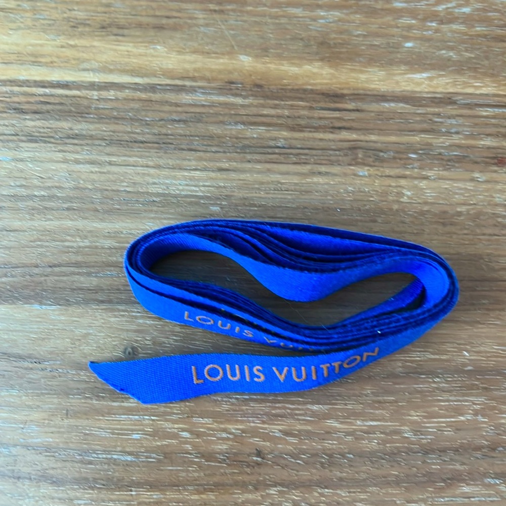 Louis Vuitton Ribbon. Authentic - Picture 2 of 2